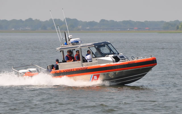Following their success with a contract from the US Coast Guards for 470 Response Boat – Small (RB-S) vessels, Metal Shark Aluminum Boats is now showcasing this model as well as their full range of patrol boats to Qatari and Gulf countries Coast Guards.