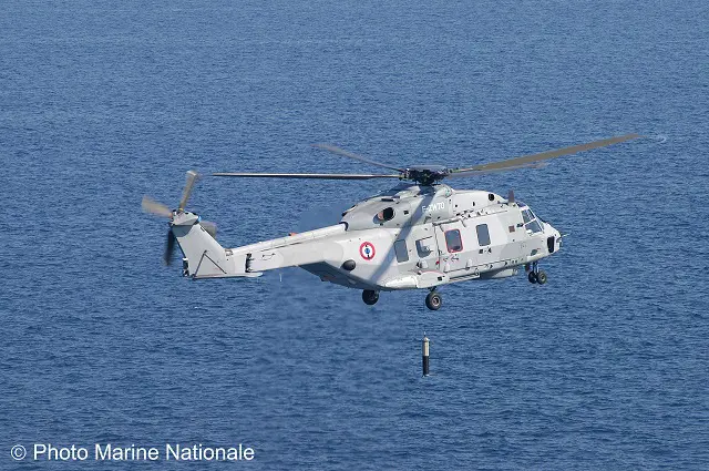 Paris Air Show, 19th June 2013 – During the three-month long deployment of the FREMM frigate Aquitaine, the implementation crew for the NH90 helicopter from 33F Squadron had an opportunity to experience the operational capabilities of the FLASH SONICS system.