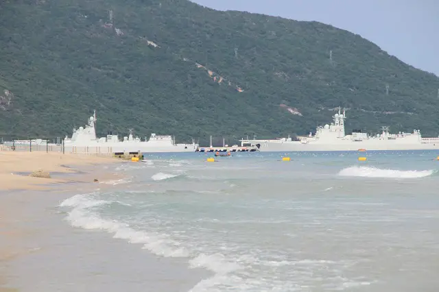 Recent picture showing Type 052D Destroyer Changsha (173) left, Type 052C Destroyer Haikou (171) and a second Type 052C Destroyer (likely head of class Lanzhou [170]) moored at Yulin Naval Base.