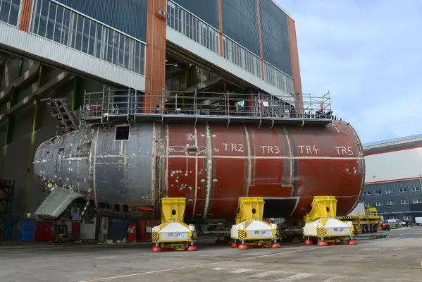 DCNS has welcomed Jay Weatherill, the Premier of South Australia, to the company’s facilities in Cherbourg, France. Premier Jay Weatherill was provided with a tour of the shipyard, which included a visit to the hall where the Suffren, the first submarine of the Barracuda programme for the French Navy, is currently being constructed.