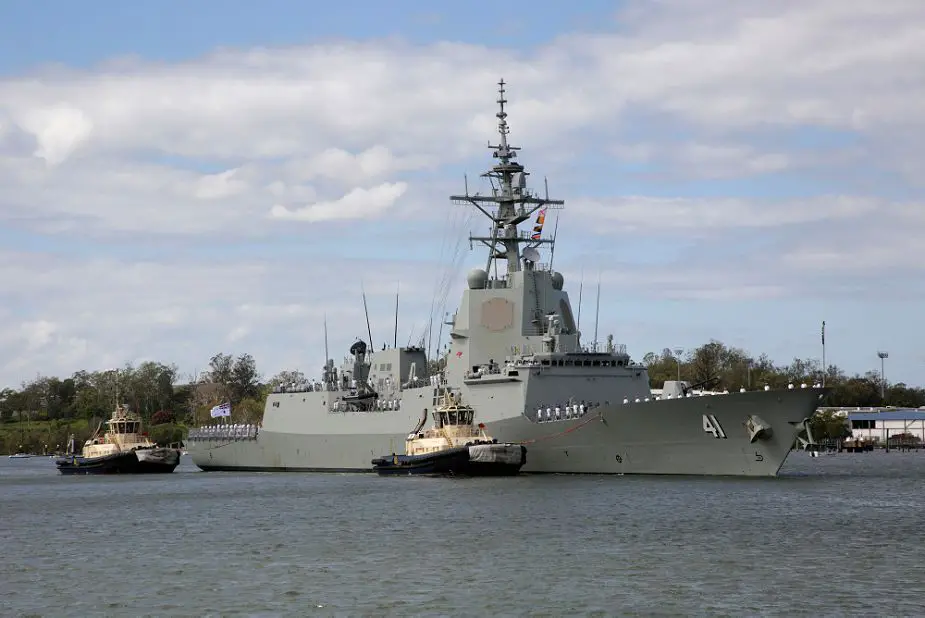 Australian Navy HMAS Brisbane missile destroyer has completed a live missile engagement 925 001