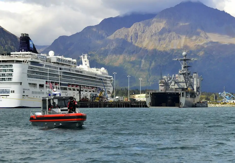 U.S. Coast Guard training with Marines and Navy in Alaska exercise 925 001