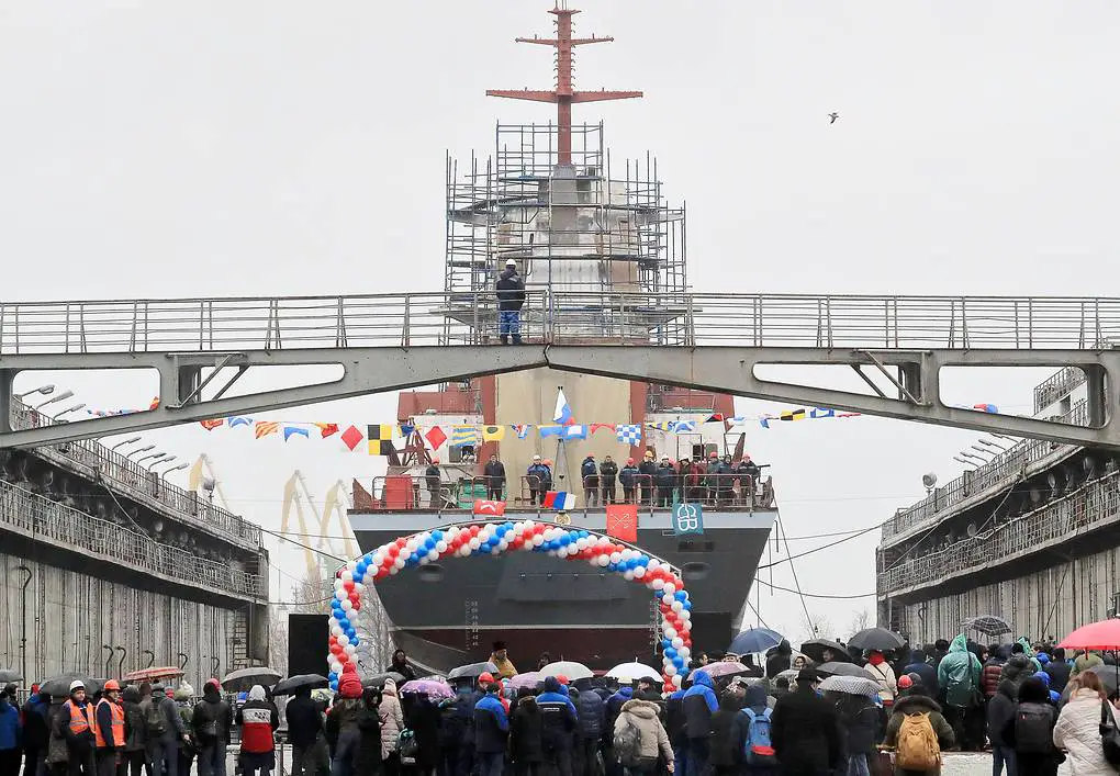 Severnaya Shipyard launches Project 20380 corvette Retivy 925 001