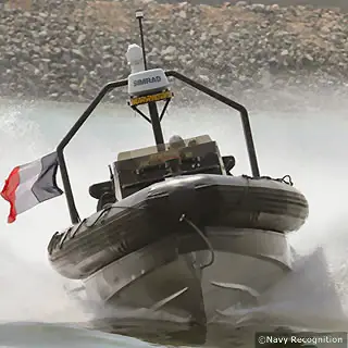 The Zodiac Hurricane MACH II (Military Air Channeled Hull II) was created by Zodiac Milpro to offer a high speed fully versatile boat that is at ease in all activities and all sea conditions. The patented MACH hull design reduces resistance and enhances directional stability for increased speed, fuel economy and safety. 