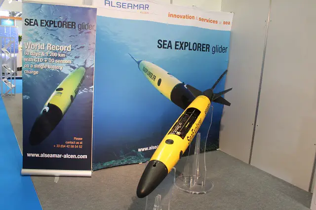 Alseamar' Sea Explorer underwater glider at UDT 2015