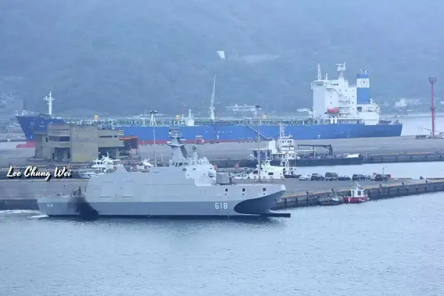 The ROC Navy (Republic of China - Taiwan) has ordered three air defense catamaran corvettes based on the existing Tuo River-class. It is rumored the corvettes are expected to be fitted with Mk 41 VLS for a new naval variant of the Sky Bow III (Tien Kung III) surface to air missiles. It remains to be seen however if such large missiles can fit on a small platform like this catamaran corvette. Same thing goes for long range radar sensors.