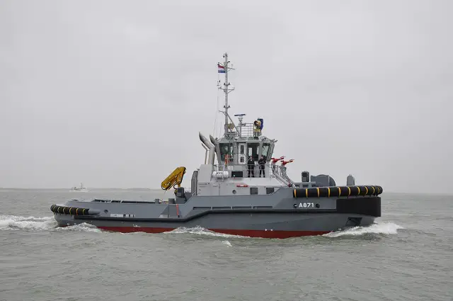 The first of a series of three ASD TUGs 2810 Hybrid was navigated into the Den Helder harbour by the Royal NetherlandsNavy (RNLN) on Saturday, February 20th. This hybrid tug that bears the name Noordzee is almost 29 meters long and is the first standard hybrid tug supplied by Damen that the RNLN will employ.