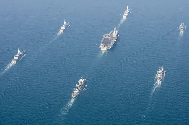 The French Navy (Marine Nationale) has released a series of nice pictures showing the Charles de Gaulle Carrier Strike Group (CSG) underway in the Arabian/Persian Gulf. The French CSG is currently is currently deployed in the area in support of coalition operations against Daesh in Iraq and Syria.