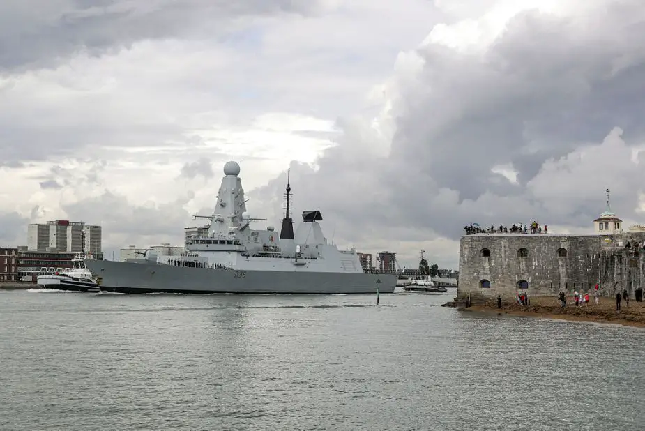 HMS Defender D36 Type 45 destroyer will join British Navy deployed in the Strait of Hormuz 925 001