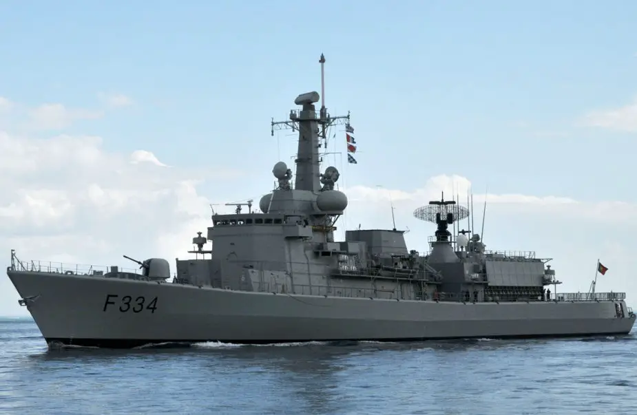 Navy frigate heads to the Netherlands for modernization 925 001