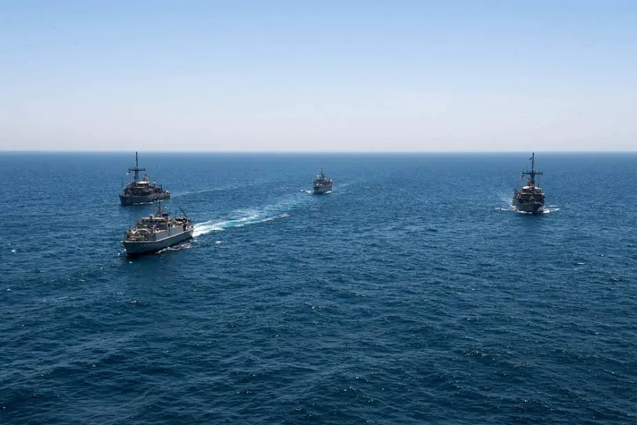 Saudi Naval Forces conduct mine countermeasures naval exercise with US and British navies 925 001