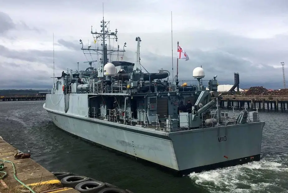 British Navy Sandown class Minehunter HMS Ramsey M110 joins NATO minehunting force in Baltic 925 001