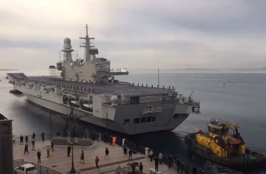 Italian Navy Cavour Aircraft Carrier ready for F 35B integration tests 925 001
