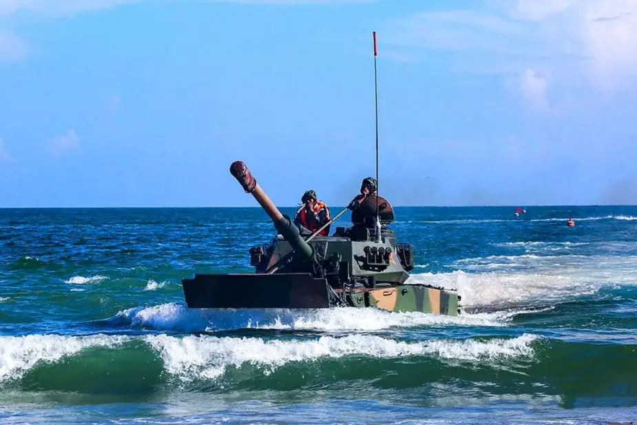 Chinese Navy Marine Corps conducts amphibious assault drills