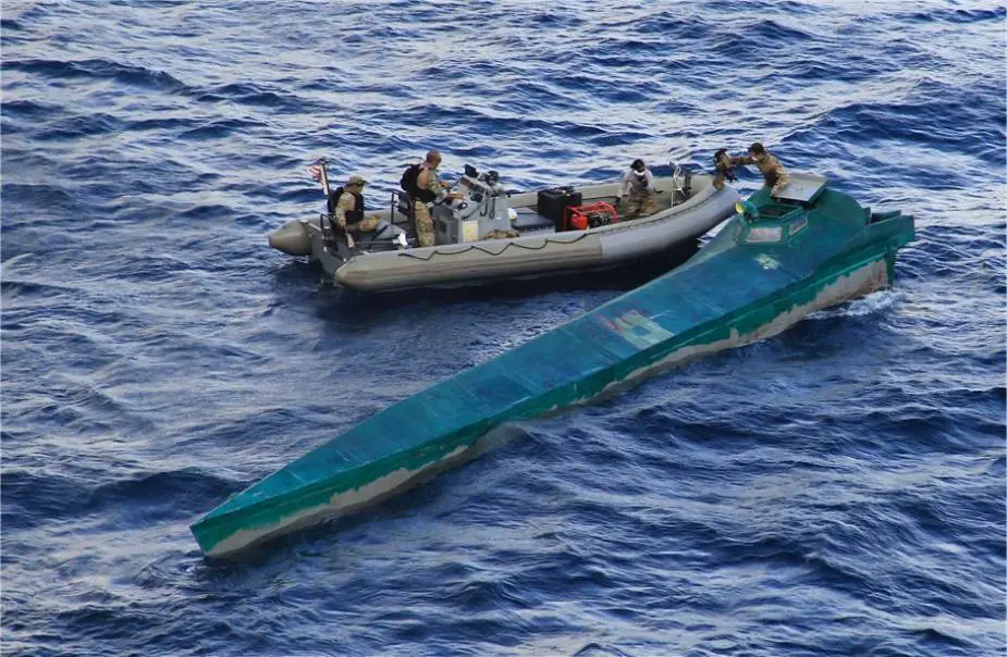 US Navy USS Pinckney destroyer with Coast Guard team seized 1400 kilograms of cocaine 925 001