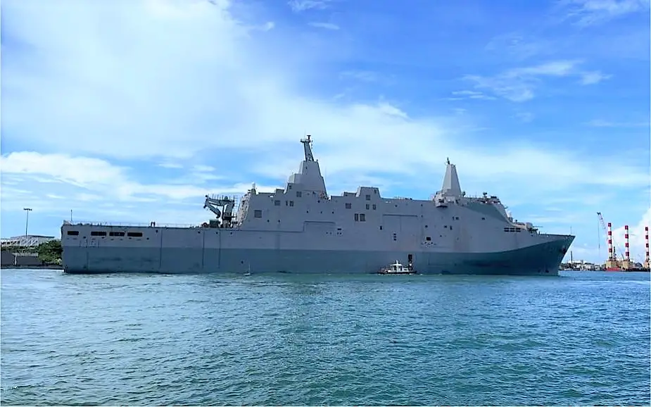 Taiwanese Navy's landing platform dock Yushan begins sea trials